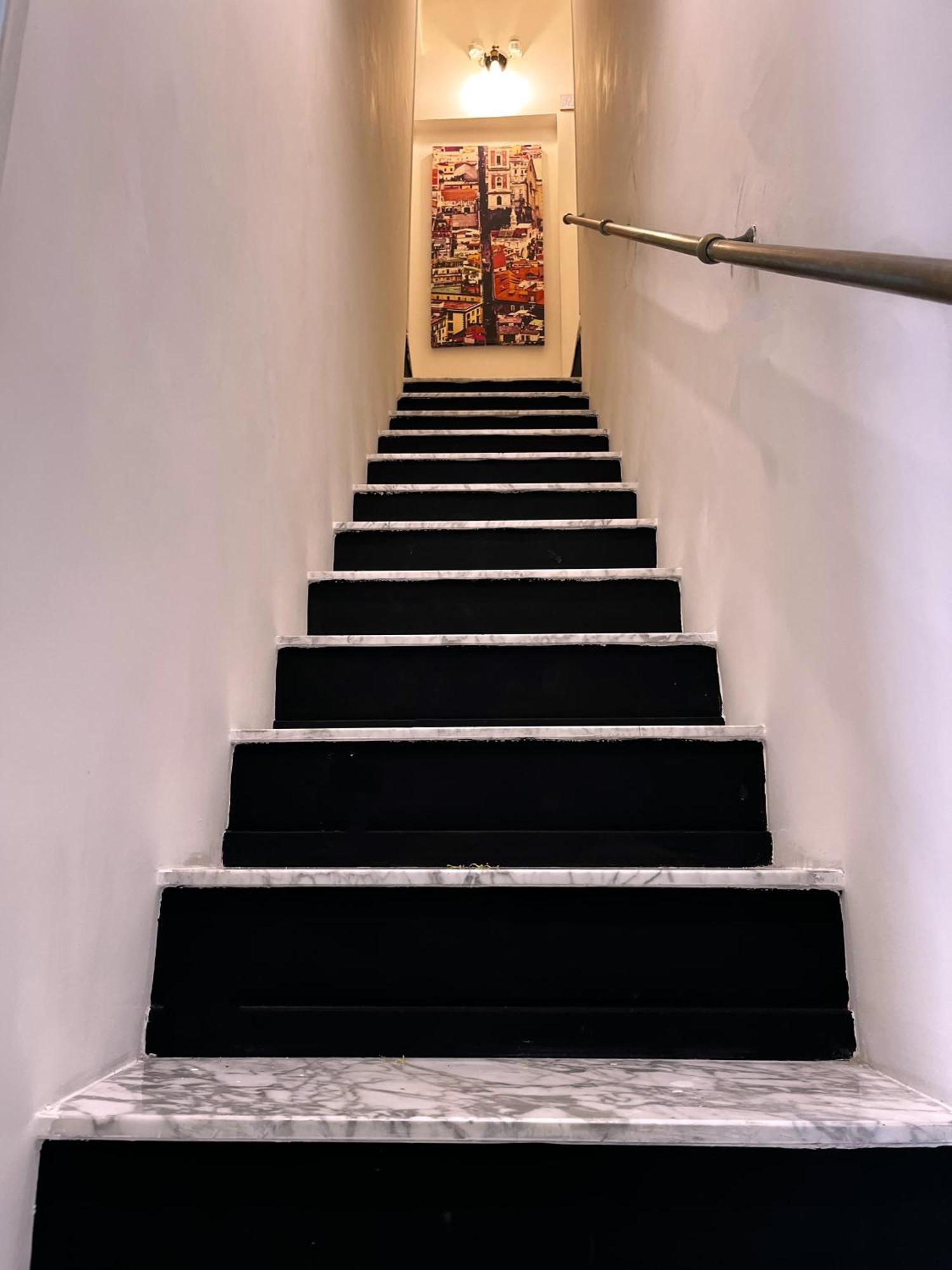 Palazzo Della Loggia B&B เนเปิลส์ ภายนอก รูปภาพ